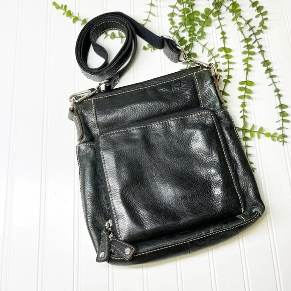 Y2K Fossil Black Leather Crossbody Bag with Lots of Pockets - Picture 2 of 10